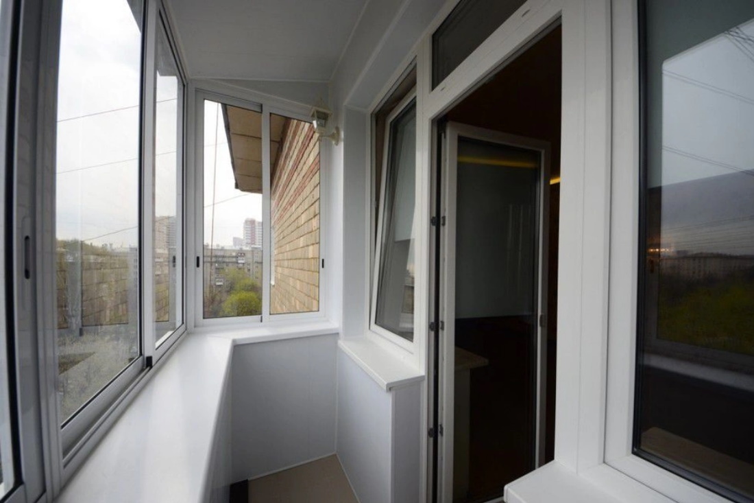 Утепление балкона и отделка стен ПВХ панелями с утеплителем